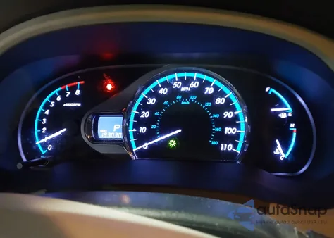 2012 Toyota Sienna Xle V6 8 Passenger z USA, uszkodzony, nr VIN 5TDYK3DC8CS278150